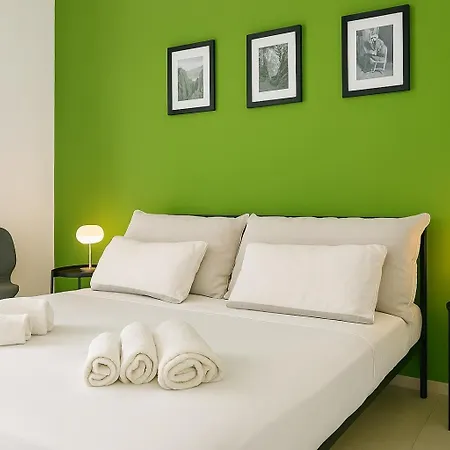 Roof And Sky Luxury In Center